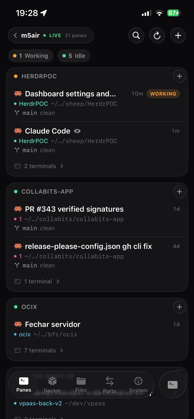 The Legio app shows the panes of a connected computer.